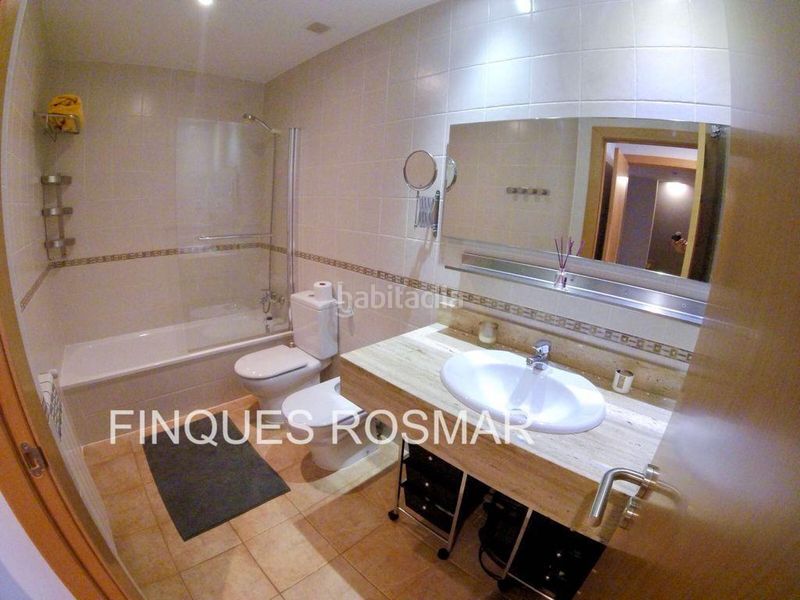 Foto 75cad5bb-cbd5-44f1-b36a-1261eca197b0. Casa adossada amb calefacció piscina a Santa Clotilde Lloret de Mar