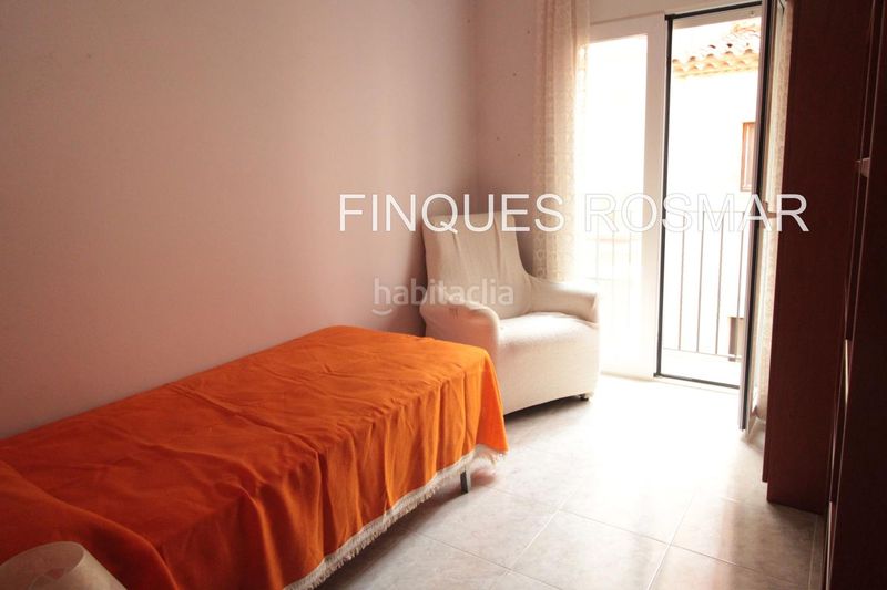 Foto 578e1438-ae5a-4ab2-bac4-692189f15094. Casa amb calefacció aparcament a Centre Lloret de Mar