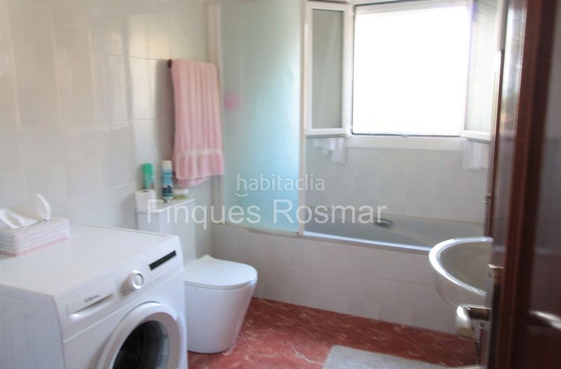 Foto 8b159861-7096-43ee-b8da-2f5457a919e5. Casa amb calefacció aparcament piscina a Lloret Residencial - Montlloret Lloret de Mar