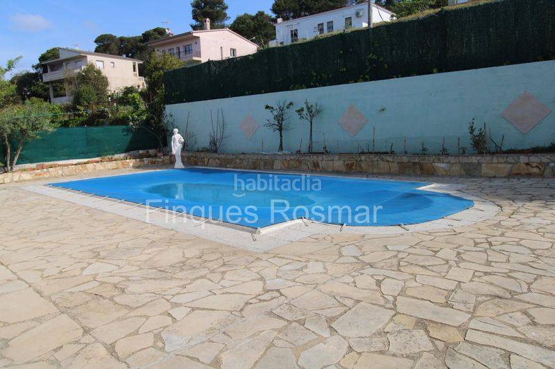 Foto a80b03b7-ce3f-4d3d-9ed5-1e67a17471f8. Casa amb calefacció aparcament piscina a Lloret Residencial - Montlloret Lloret de Mar