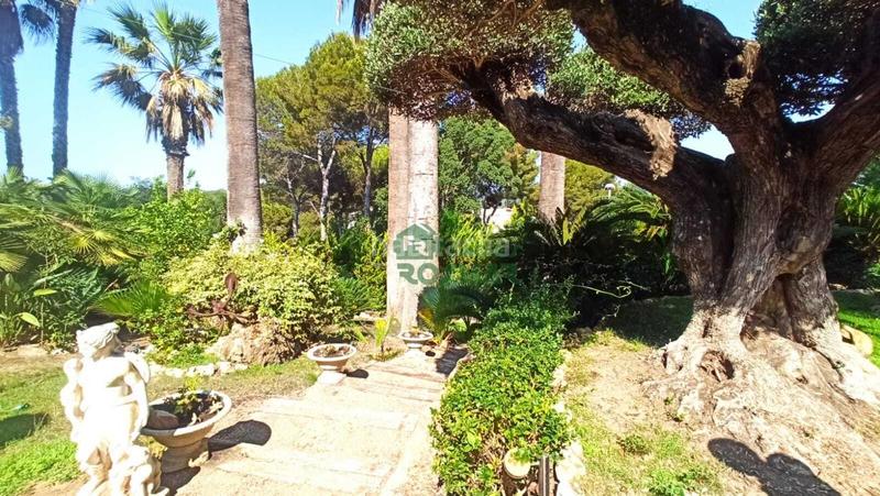 Foto 8caddf96-b86f-4eba-9fb6-ff96f5b836d2. Haus mit pool in Fenals Lloret de Mar