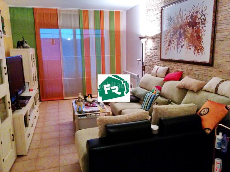 Foto 1b52c782-b458-4fa4-a829-d5ecd6c4a067. Maison jumelée avec chauffage parking piscine dans Santa Clotilde Lloret de Mar