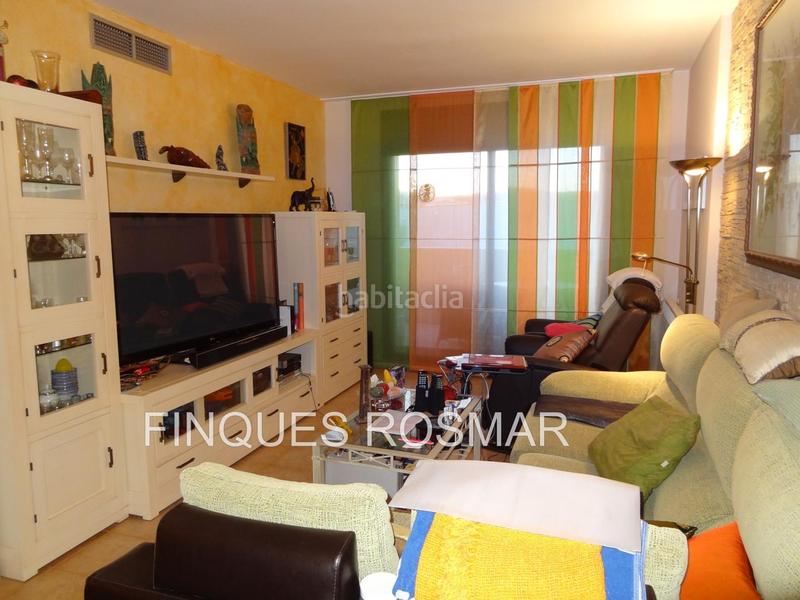 Foto 84ea1ae4-9468-4db4-bd4e-a0e006ce8c79. Maison jumelée avec chauffage parking piscine dans Santa Clotilde Lloret de Mar