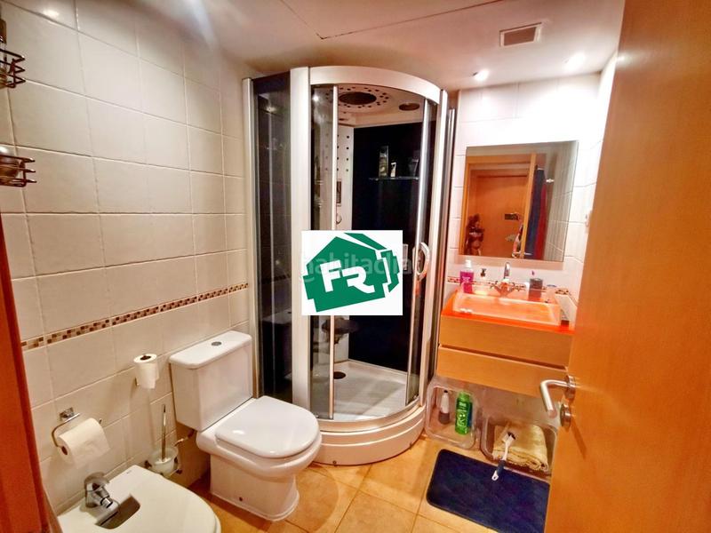 Foto 9dbff8fd-7fad-4f36-97c7-b5820e206484. Maison jumelée avec chauffage parking piscine dans Santa Clotilde Lloret de Mar