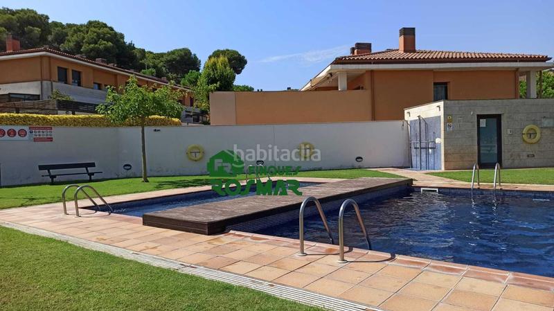 Foto b9f70b1b-8e70-49a4-99d6-72dee1bdfb7a. Maison jumelée avec chauffage parking piscine dans Santa Clotilde Lloret de Mar