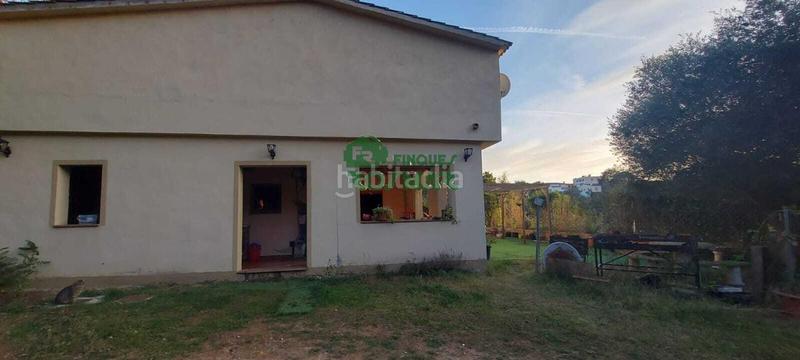 Foto 2c2a1a82-149f-4c19-a7af-9081d1ab83ae. Casa amb calefacció a Aiguaviva Parc Vidreres