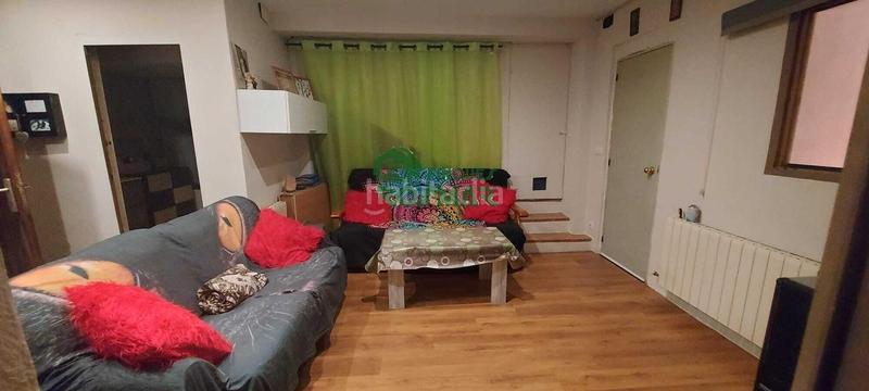 Foto 89d4a3c8-6d6e-4978-b41f-e9c91adafb85. Casa amb calefacció a Aiguaviva Parc Vidreres