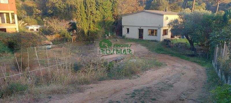 Foto f50c7098-cd4b-402a-b98d-18eabb4c9ffc. Casa amb calefacció a Aiguaviva Parc Vidreres