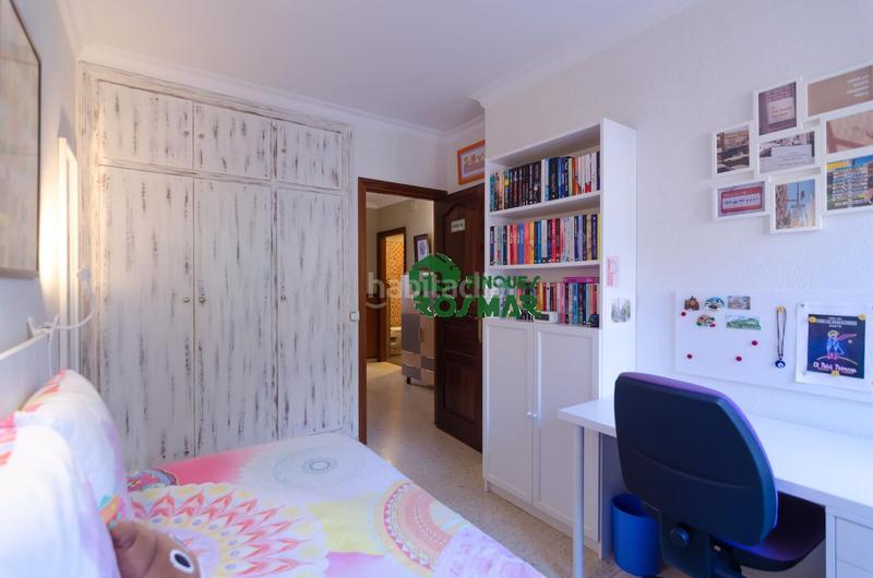 Foto 1879c1a5-1e9b-4590-9a11-a4fd89806b0f. Edificio in Centre Lloret de Mar