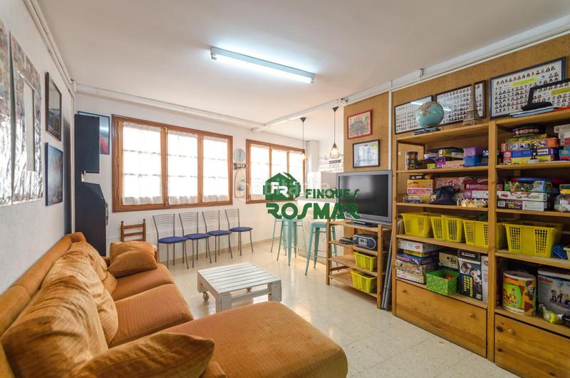 Foto 54f14140-65ea-4f9e-b709-3b43cf91e3d5. Edificio in Centre Lloret de Mar