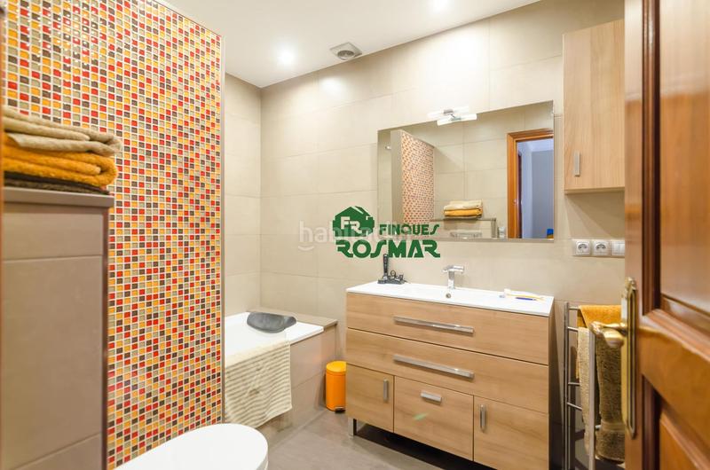 Foto 88378da7-dfc4-414c-9002-f1e58a43ca84. Edificio in Centre Lloret de Mar