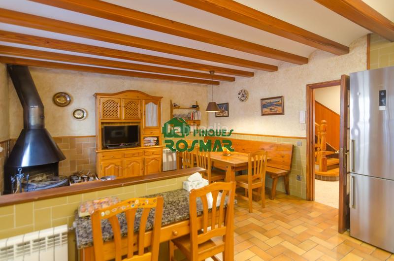 Foto e81d610e-81b1-4f30-b228-a10e80a375a1. Edificio in Centre Lloret de Mar