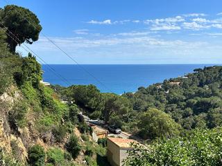 Terreny residencial  Carrer ramal de leo. Terreno con vistas al mar en santa maria de llorell. licencia ob