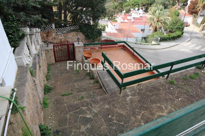 Foto caf84552-8dcf-4e06-9eab-fb4bc695e9b9. House in Canyelles Lloret de Mar