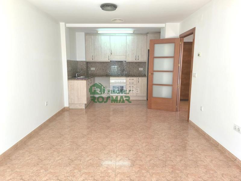 Foto d066b3fa-9683-45df-b499-b8e967ad18d4. Piso luminoso apartamento en segunda línea en Centre Lloret de Mar