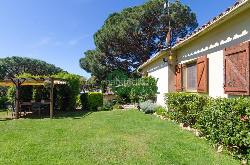 Foto dfd257af-0218-4d7d-b1d7-2e1a8347ea1a. Casa con riscaldamento in Serra Brava Lloret de Mar