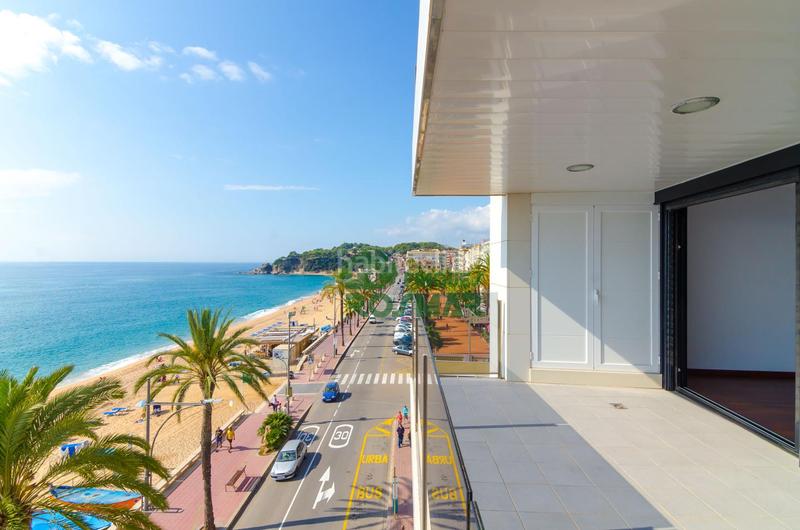 Foto 0e959153-49a8-45a1-afea-f12dab0b2736. Flat with heating in Centre Lloret de Mar