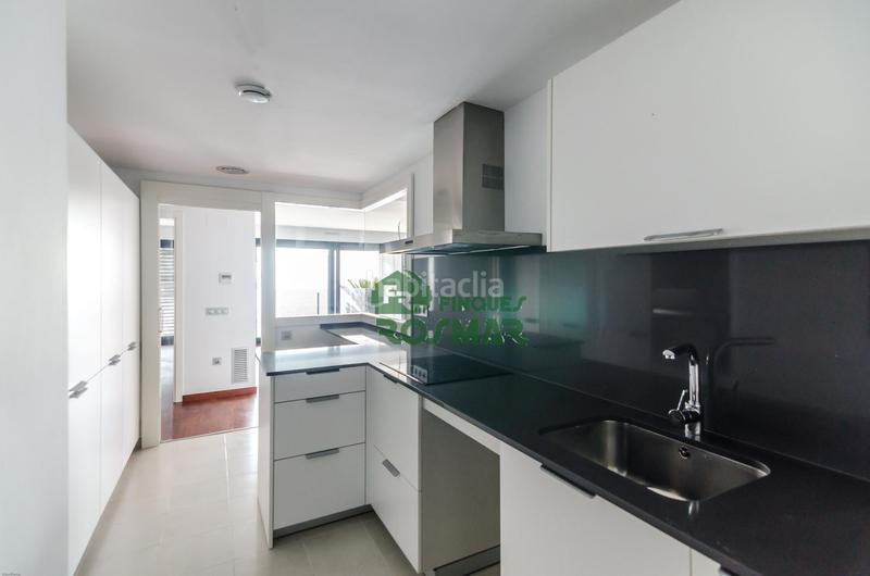 Foto fe59a3bf-95d4-41ec-8579-58ce4679acb5. Flat with heating in Centre Lloret de Mar