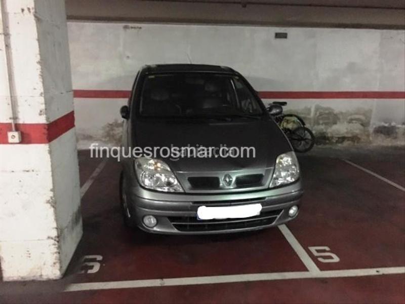 Foto 4b3ff096-8b60-4428-af28-1cc551cd9fce. Autoparkplatz in Mas Baell-Can Carbó Lloret de Mar