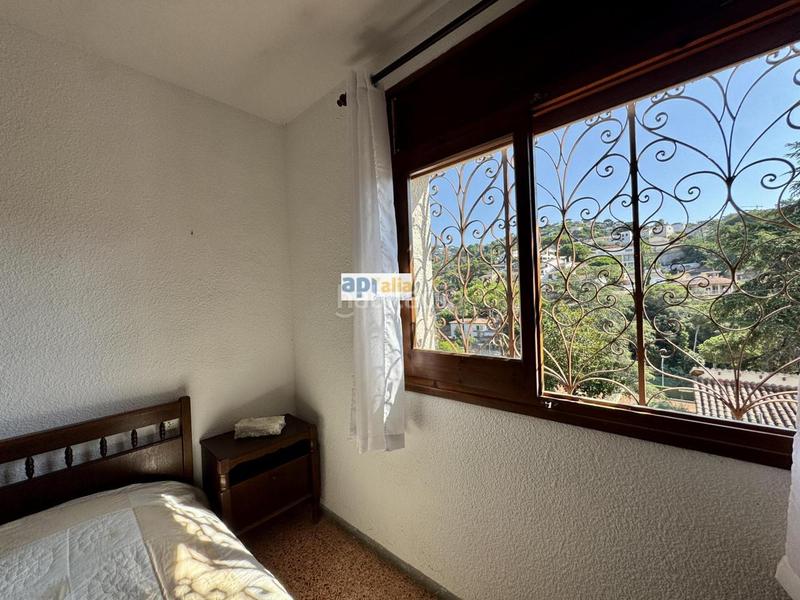 Foto 0f7daad3-371a-4224-9256-4fedfa2e91c9. Casa con riscaldamento piscina in Canyelles Lloret de Mar