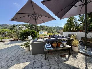 Casa en Canyelles. Casa con jardin a pocos minutos de la playa de canyelles