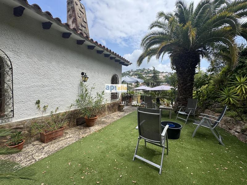 Foto cffb5908-a1c4-46ff-854e-296dc2d8052e. Casa con riscaldamento piscina in Canyelles Lloret de Mar