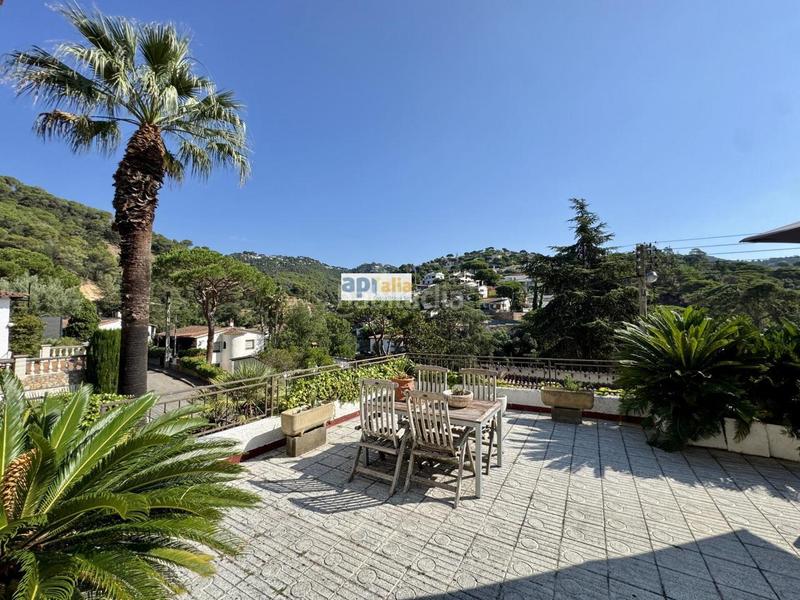 Foto d4e90fce-8803-4c20-93df-62a9fd02d81f. Casa con riscaldamento piscina in Canyelles Lloret de Mar