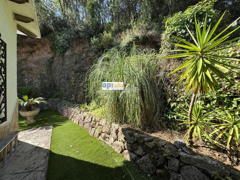 Foto fcdcebc9-89a4-4d9a-8013-d83c59478b19. Casa con riscaldamento piscina in Canyelles Lloret de Mar