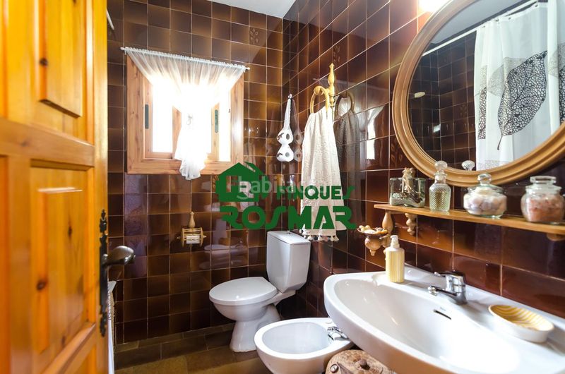 Foto a1e5d5e7-df06-41a4-aa36-2aaf50767717. Casa amb piscina a Serra Brava Lloret de Mar
