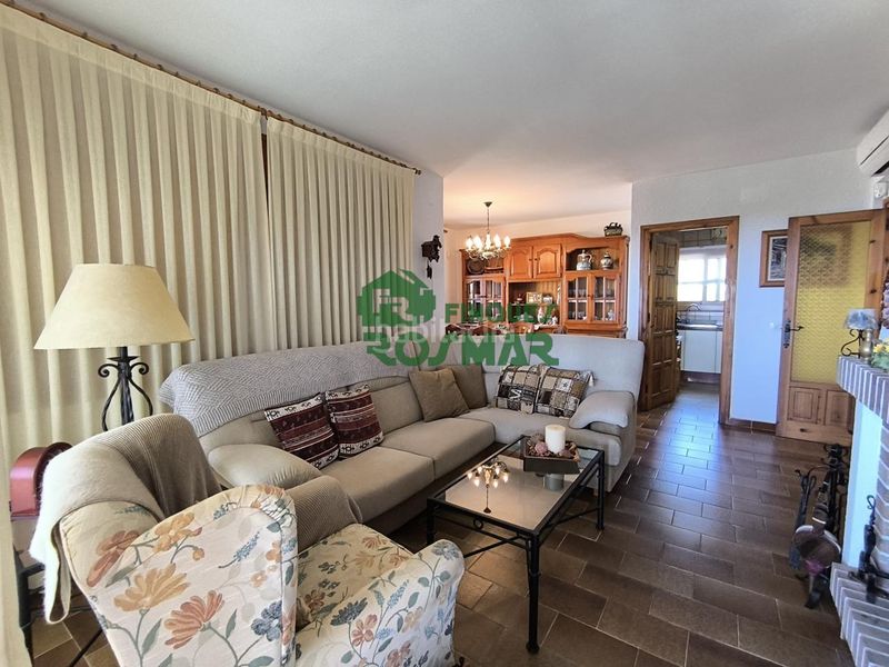 Foto e7ee7879-ac08-485b-89d6-34e684f74031. Casa amb piscina a Serra Brava Lloret de Mar
