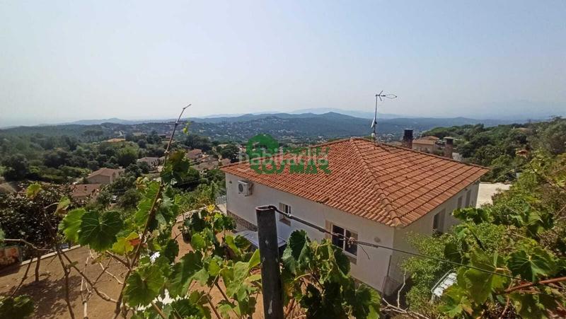 Foto 8efd758f-a8b9-45db-8b0b-f833e3561154. Haus in Aiguaviva Parc Vidreres