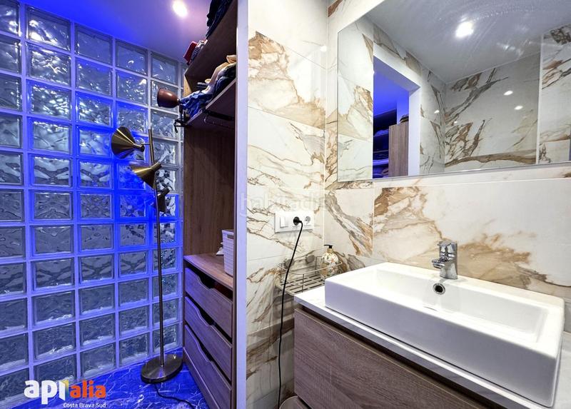 Foto 0a3adcaf-0721-4784-bc62-ee7bd1ea1be1. Piso tu nuevo hogar con vistas al mar en cala Canyelles en Lloret de Mar