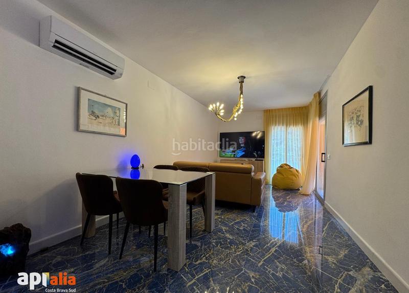 Foto 6ee5f2e9-72c1-4280-8524-254f449f9d27. Piso tu nuevo hogar con vistas al mar en cala Canyelles en Lloret de Mar