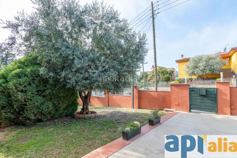 Foto a00e09ff-76ca-4a3d-bc27-82b140536b7d. Casa  unifamiliar en parcela de 1.000 m en Sils