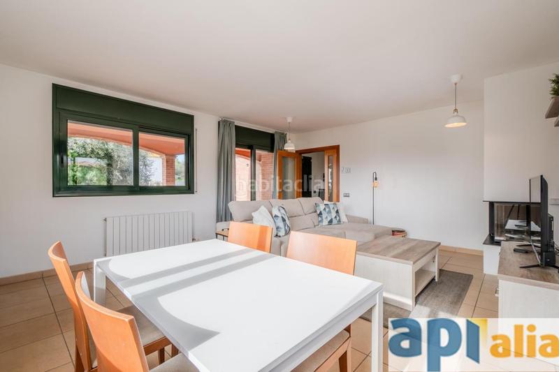 Foto c3d0f6f2-264d-40bd-a15e-955b795d1a1a. Casa  unifamiliar en parcela de 1.000 m en Sils