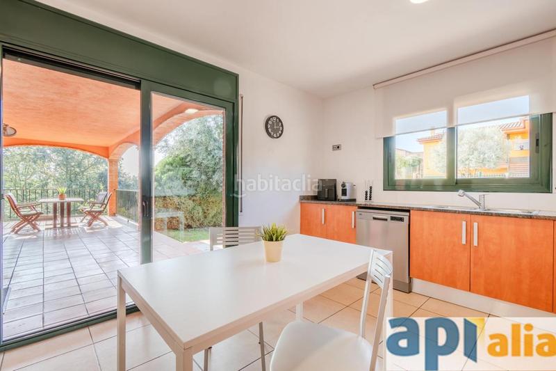 Foto e518a4d3-131f-484d-bb13-f9e2fc270ba5. Casa  unifamiliar en parcela de 1.000 m en Sils