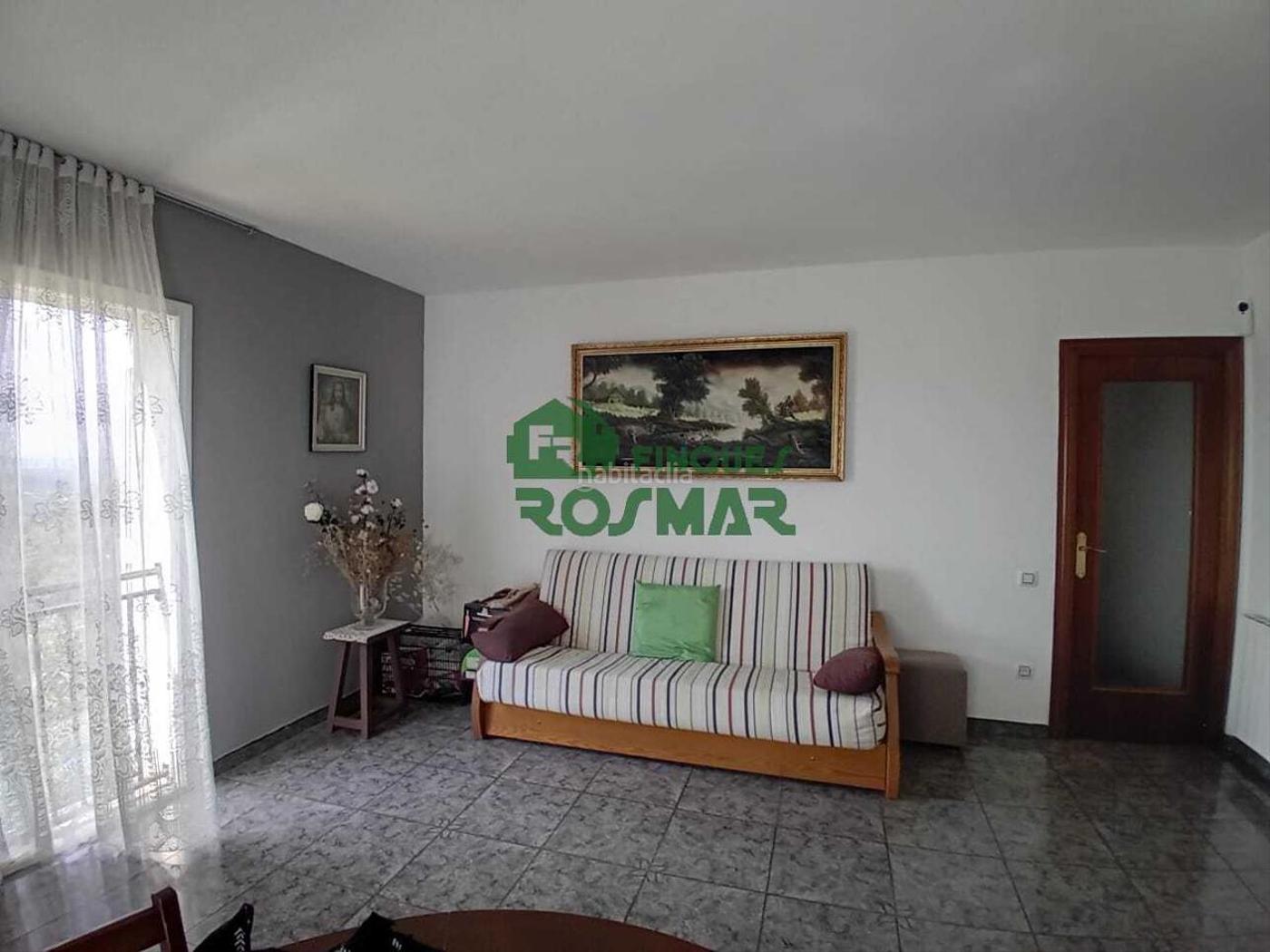 VERSTIL VIVIENDA DE DOS PLANTAS Y GRAN TERRENO EN AIGUAVIVA PAR Vidreres