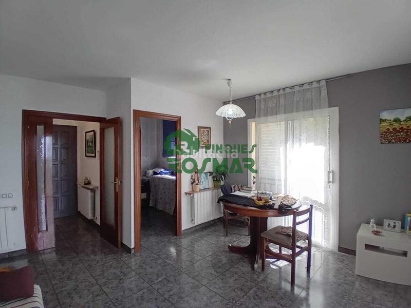 Foto 3bc001b4-9269-43d7-a5b1-c3a872cb7ef5. Casa versátil vivienda de dos plantas y gran terreno en aiguaviva park en Vidreres
