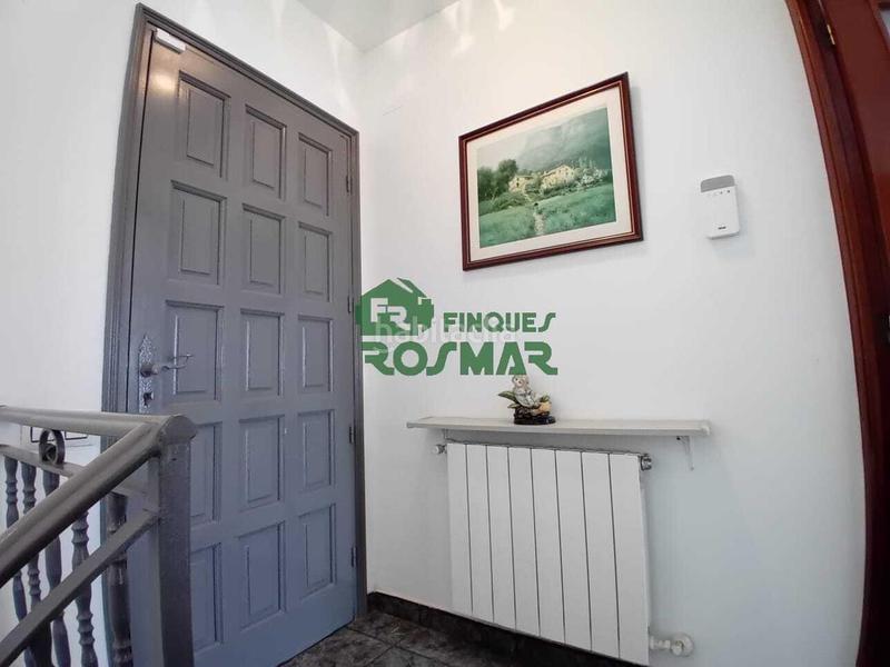 Foto c26bea01-5f25-4b87-9a43-3859d0778513. Casa versátil vivienda de dos plantas y gran terreno en aiguaviva park en Vidreres