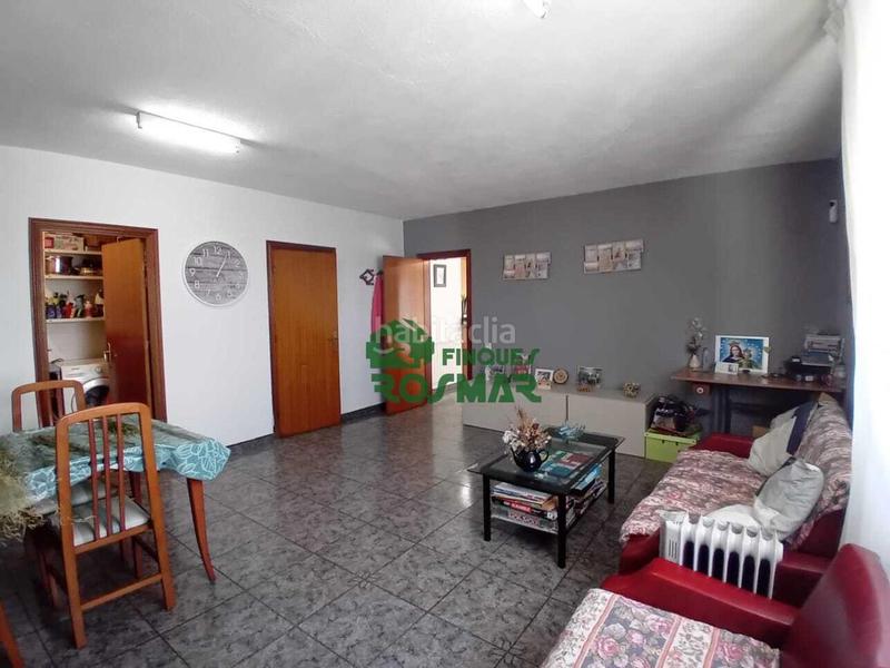 Foto c6ea9858-1ff9-42f6-89f3-610ee3599327. Casa versátil vivienda de dos plantas y gran terreno en aiguaviva park en Vidreres