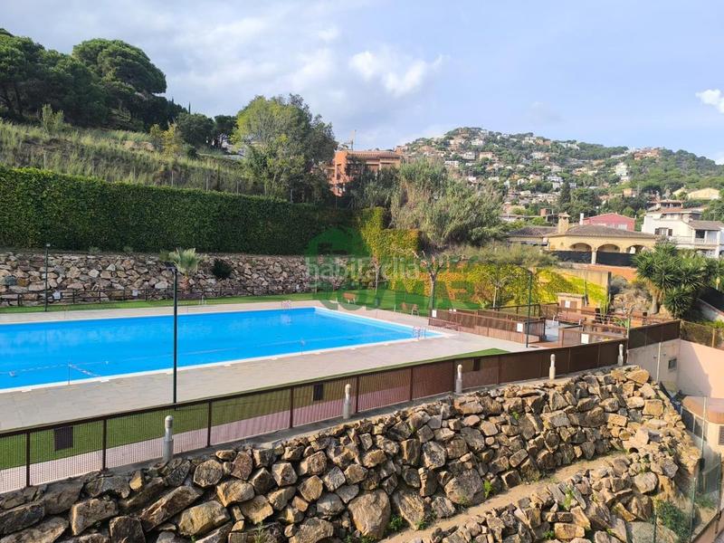 Foto 40736167-0d26-4981-8649-7d049b60ff9d. Pis amb aparcament piscina a Roca Grossa Lloret de Mar