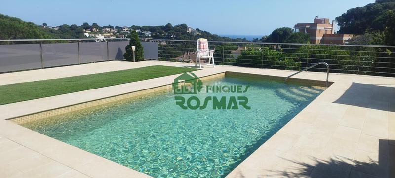 Foto 093635ea-c628-4736-867e-64de3f21d16a. House with heating parking pool in Roca Grossa Lloret de Mar