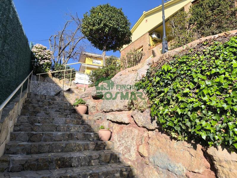 Foto b6814f01-66c5-4cb9-accb-208b99aed948. House with heating parking pool in Roca Grossa Lloret de Mar