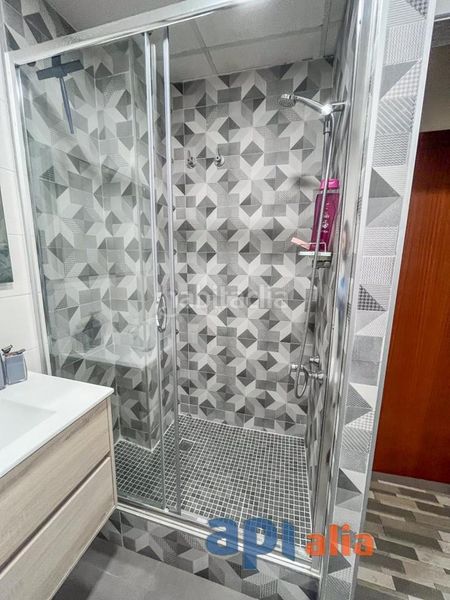 Foto 6280d180-39fb-4028-9ac5-34b3ad9aaa26. Piso luz, confort y ubicación ideal tu nuevo hogar en can sabata, en Lloret de Mar