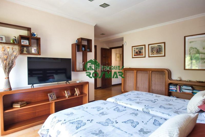 Foto 05f4d401-0fe9-446d-a78a-7b816afe449f. Casa amb piscina a Fenals Lloret de Mar