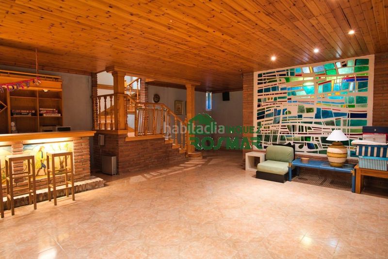 Foto 36d52889-76db-42ca-a789-9b6c3e67bfb9. Casa amb piscina a Fenals Lloret de Mar