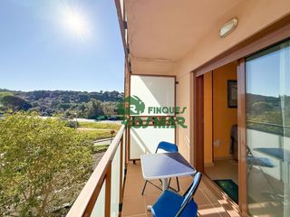 Piso  Vila de tossa. Piso luminoso con terraza, parking y completa zona comunitaria e