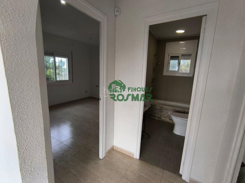 Foto 617a9ba1-f81c-4489-ba86-3ad66a38b683. Casa amb aparcament a Lloret Blau - La Creu de Lloret Lloret de Mar