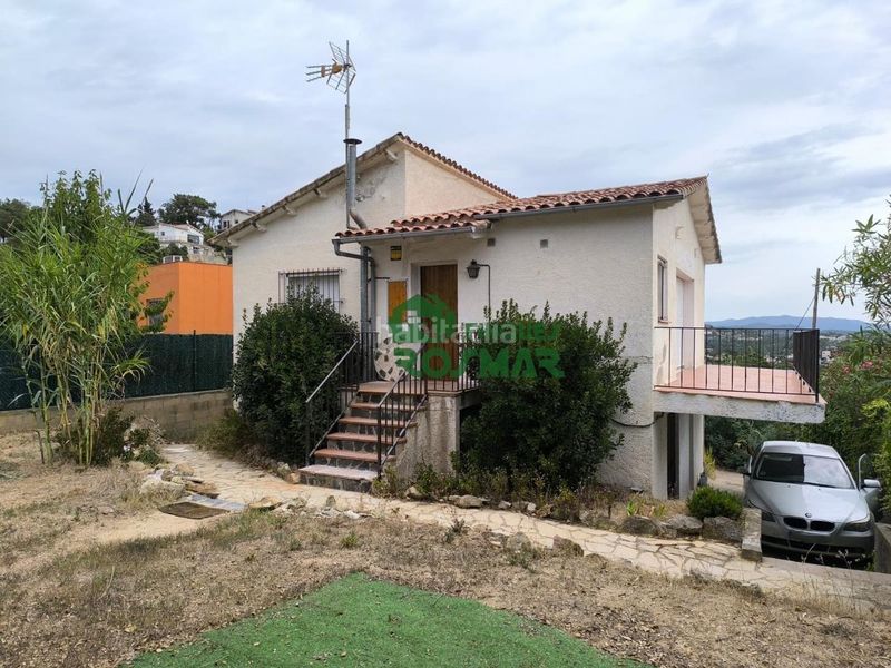 Foto 9fed5f58-2bb0-4cb8-a8a0-60f60c08122d. Casa amb aparcament a Lloret Blau - La Creu de Lloret Lloret de Mar