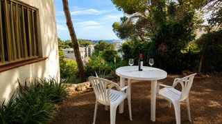 Pis a Doctor fleming 60. Apartamento con terraza, jardín y vistas parciales al mar en llo